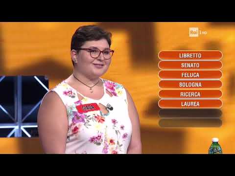 Flavio Insinna cita "1950" di Amedeo Minghi - L'eredita' - 2018