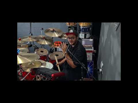 Alexandre Fininho ( Dica Rápida de Groove com Paradiddles Inward)