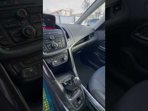 фото opel zafira c 0