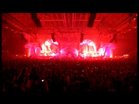 JDX feat Sarah Maria - Live The Moment [Qlimax 2009 Original].mpg