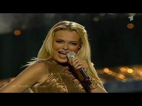 Esther Hart - One More Night