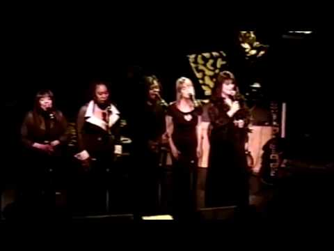 "After The Goldrush" LInda Ronstadt/Valerie Carter LIVE 1995 Boston