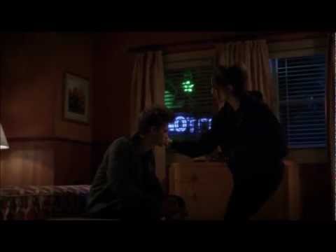 Pretty Little Liars 3x24 - Spencer & Toby Kiss At Motel.