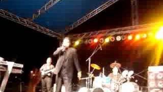 Gary Hobbs-Amame y Besame-Midland, TX