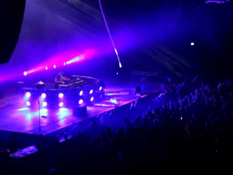 Tiesto o2 World Berlin - Get No Sleep - 09./10.09.2011 #2