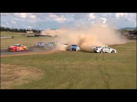 Big V8 Supercar Development Series Pileup @ Wakefield Park 2008