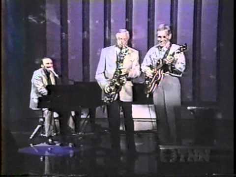 Chet Atkins - Yakety Axe (Live 1993)