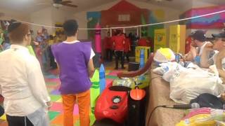 Colour War General's Entrance - Team Connection