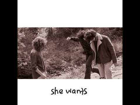 Almog Einav & the Mushrooms - She Wants