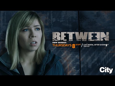 Between Season 2 (Featurette)