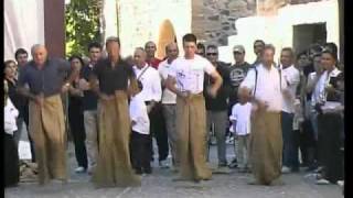 preview picture of video 'VI Olimpiade del gioco tradizionale della Sardegna - Sini 2010'