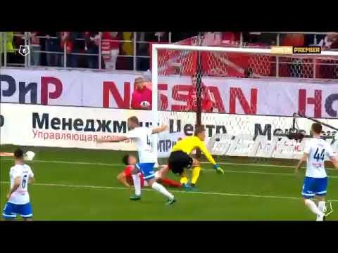 Patadon de Ezequiel Ponce🇦🇷🤕