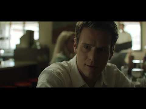 Mindhunter - S01E02 - Debbie gives Holden some advice about Ed Kemper