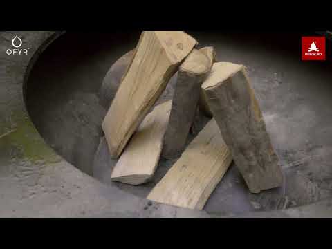 Cum sa alegi lemnul potrivit pentru a face focul in vatra cu plita OFYR? 🔥