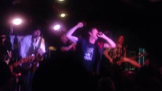 Hell on earth - Big D and the kids table