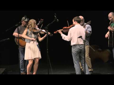 Annabel Guptill and Hyrum Kohler twin fiddle Little Rock Getaway