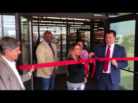 New Skechers  store holds grand opening in West Springfield