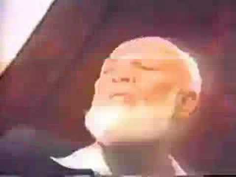 Ahmed Deedat - East Meets West Part 1/2