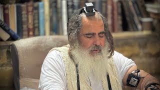 הרב שלום סבג - שיעורי וידאו - ‎⁨הרב שלום סבג✨מה יעשה אדם שרואה אחר טועה בדרך יגיד לו או לא ? – ט בסיוון התשפה- דן בן יעקב🇮🇱⁩