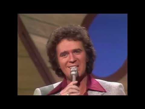 TG Sheppard "Last Cheater's Waltz"  Hee Haw 1980