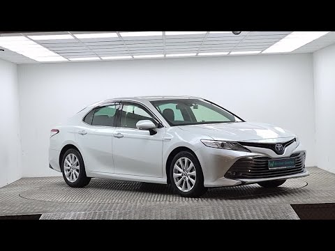 Toyota Camry G Model - Image 2