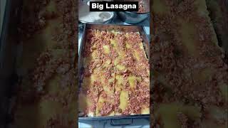 Download lagu Big Lasagna Assembling for Party #shortvideo mp3