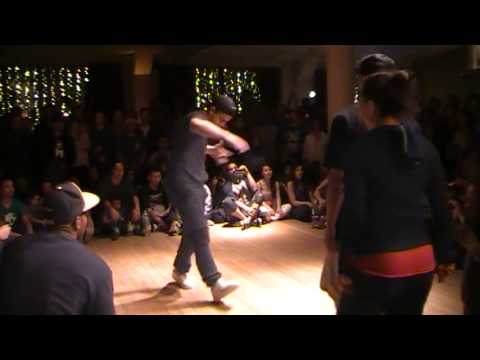 SKillz-O-Meter 2013 - Exhibition Battle   Vicious  (SweeT Technique) vs Lil Tony  (Beast Coast)