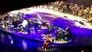 Josh Groban Sings &quot;So She Dances&quot;