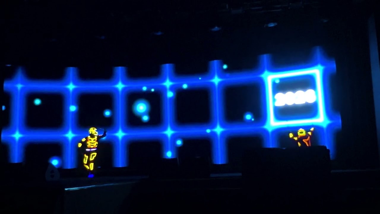 Customised LED INTERACTIVE performed by SKELETON DANCE CREW for the launch of TECENRIQ SC.