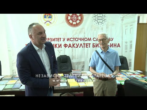 Bivši dekan poklonio 106 knjiga fakultetskoj biblioteci