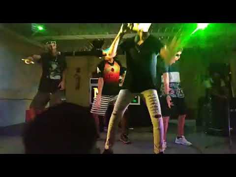 Mc Klebin Ao vivo-Encaixando