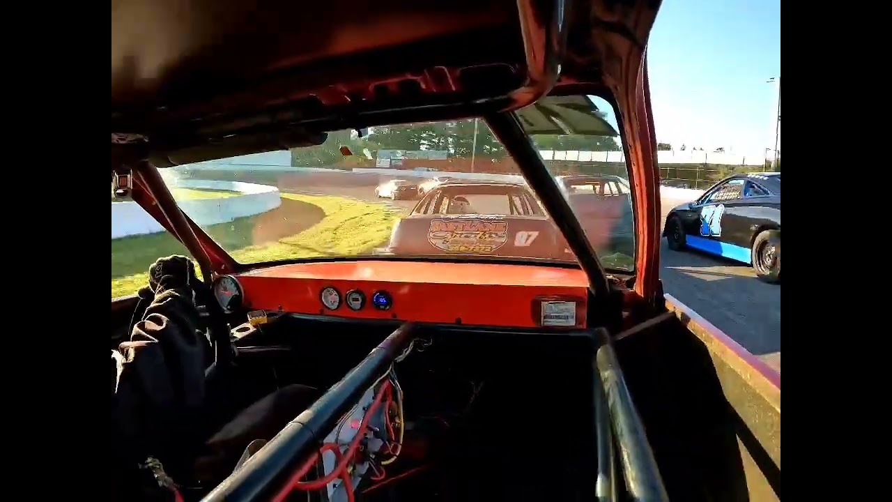 Hudson Speedway Feature: Car #76 (Chris Quin)