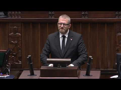 Grzegorz Braun o hołdach w Wersalu i historycznych skutkach