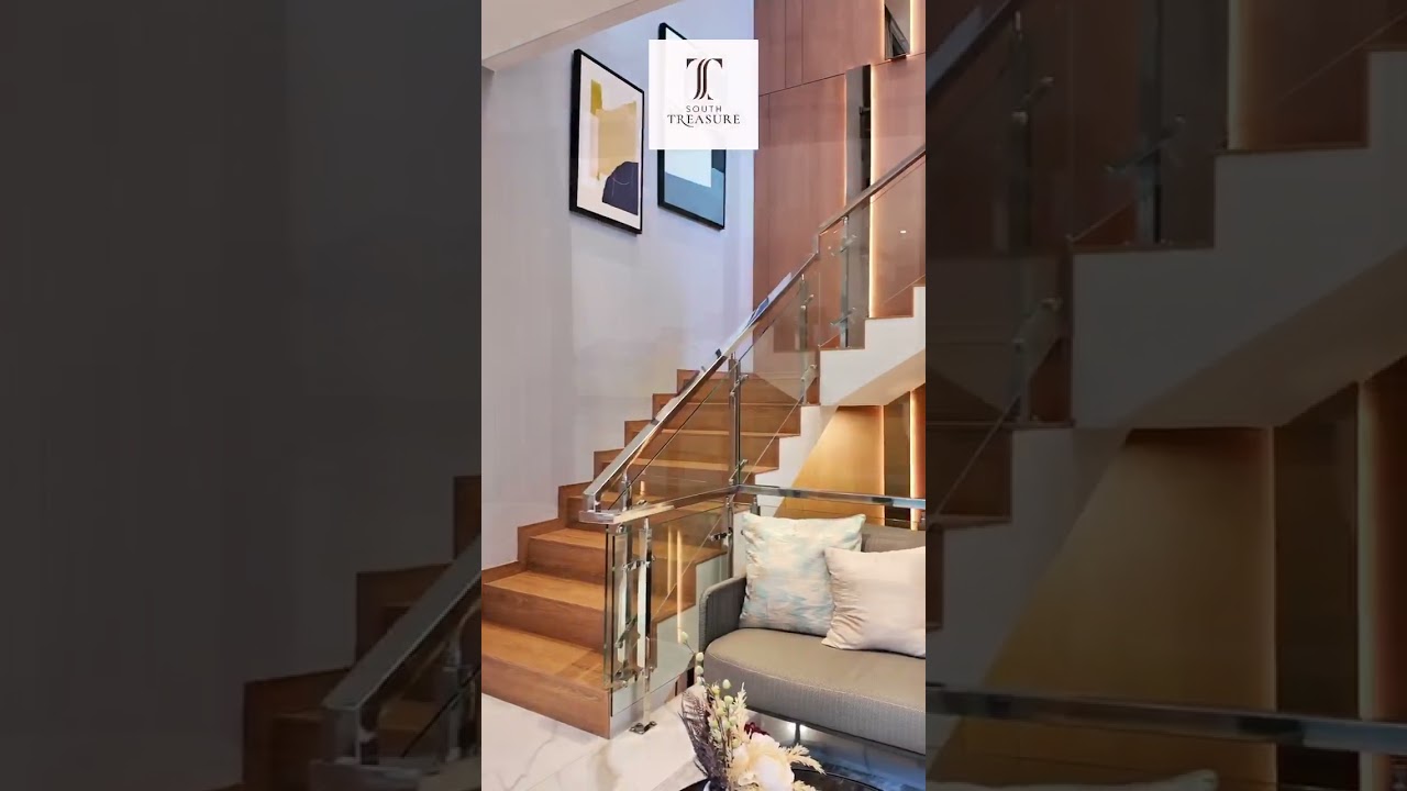 For Sale: Modern Tropical House in Metland Syber Puri