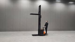 Купить штабелер Toyota SWE 120 - Изображение 4 | Machineryline EE Штабелер Toyota SWE 120 | Изображение 4 - Machineryline