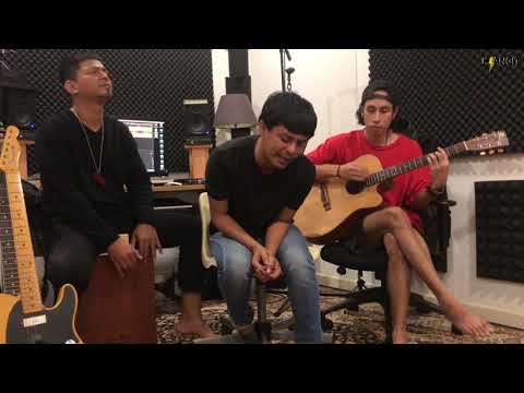 KLANGIT - DEWI | ACOUSTIC HOME SESSION