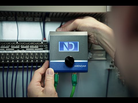 Willkommen in der Industrie 4.0!
Menschen, Maschinen, Anlagen, Logistik und Produkte kommunizieren in sogenannten Smart Factories auf digitalem Weg direkt miteinander und setzen neue Maßstäbe in Sachen Effizienz.
Gleichzeitig bietet diese intensive Vernetzung und Datensammlung Angriffsfläche für Cyberattacken, die in Systeme eindringen und ganze Unternehmen lahmlegen können. Der ARENDAR schafft Abhilfe!