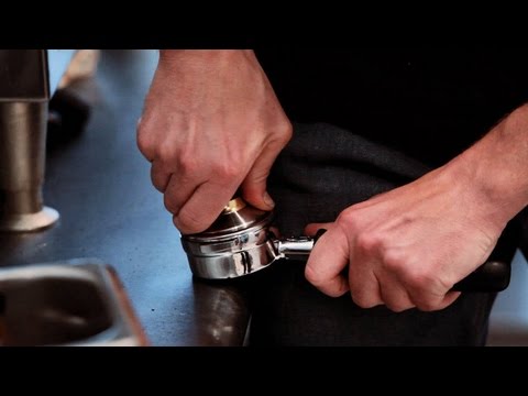 How to Measure & Tamp | Perfect Coffee