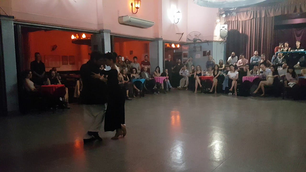 MARIELA SAMETBAND y GUILLERMO "EL PEQUE" BARRIONUEVO  en Viva La Pepa! Milonga (2/3)