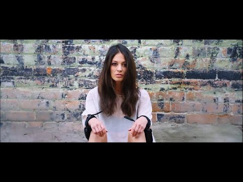 RIGOBERTA BANDINI - Yo solo quiero amor (con letra)