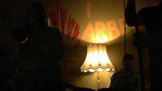 The Phantoms (live) - You got the gun/Drum song