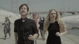 TV HEADS - Chin Up (Official Video)