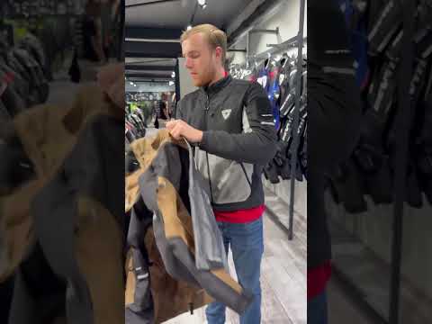 The brand new Rev’It Tectonic H2O👌🏼 The Ultimate Adventure motorcycle jacket. #motorcycle #biker