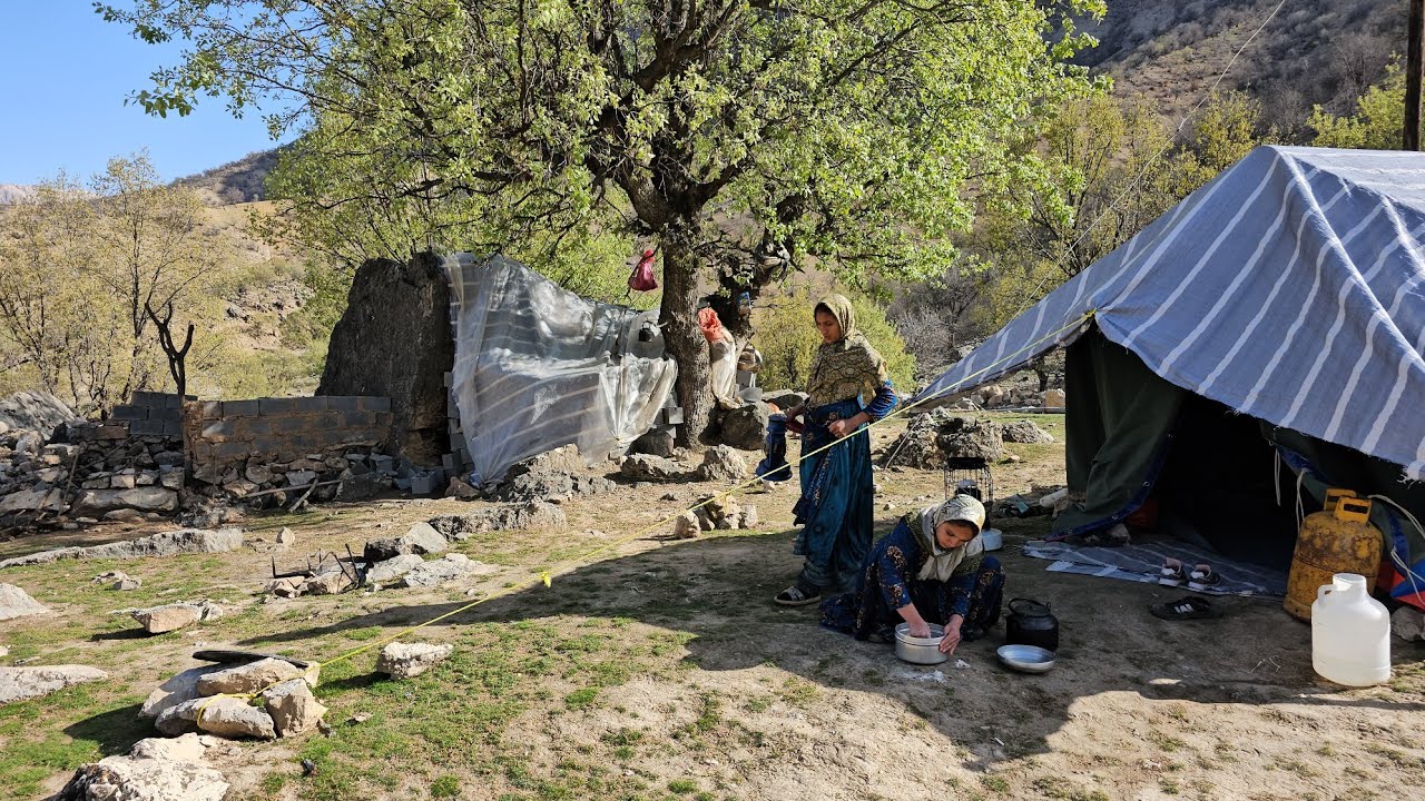 Nomadic Life: Baking Local Bread: Nomadic Cooking