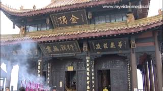 preview picture of video 'Emei Shan, Sichuan, Part1 - China Travel Channel'