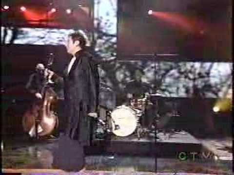 K.D. Lang sings Neil Young's Helpless