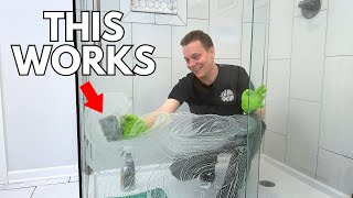 The Best Way to Clean Glass Shower Doors!
