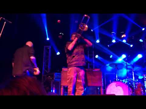 Galactic - Karate (live)