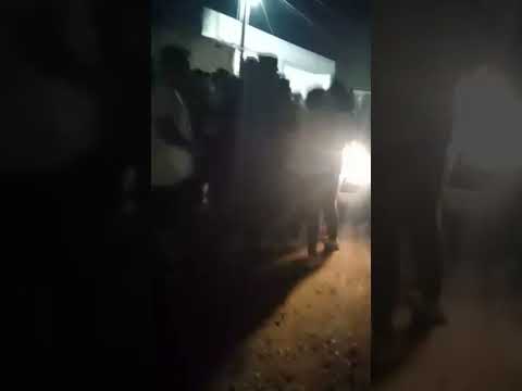 pelea afuera del consejo de liberante en Hipólito Yrigoyen