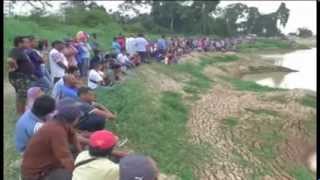 preview picture of video 'Tragedi Sungai Buloh Kasap, Segamat  -  Tiga Mayat Ditemui, Usaha Cari Lima Lagi Diteruskan'